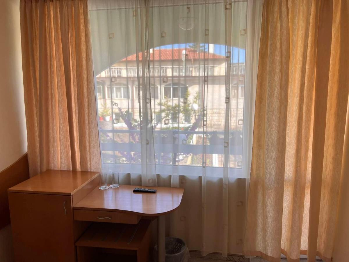 Хотел Диамант Hotel Diamond Balchik Exterior foto