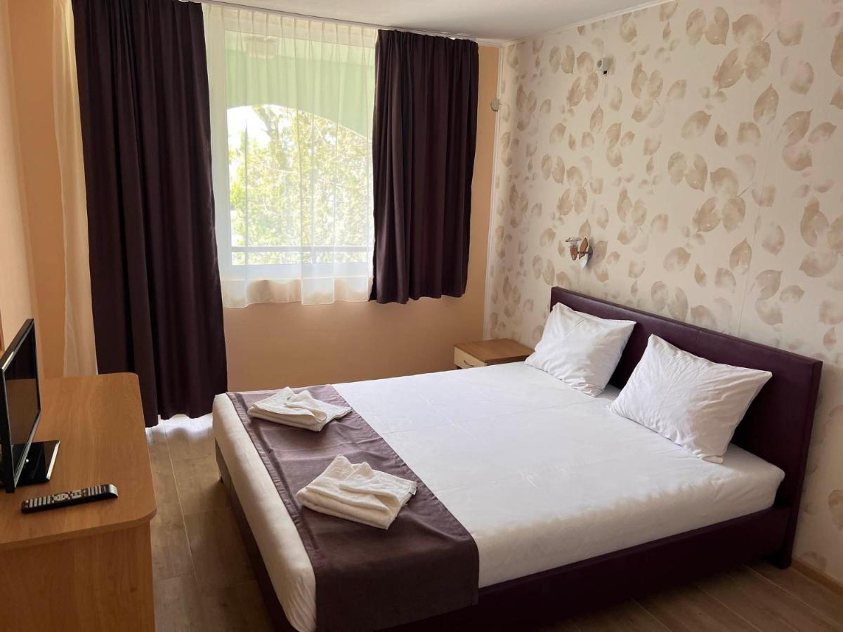 Хотел Диамант Hotel Diamond Balchik Exterior foto